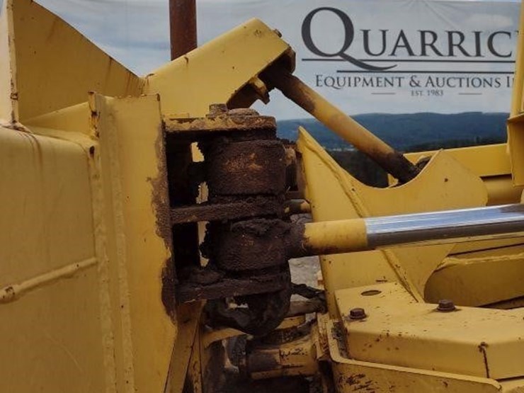 2012-komatsu-d21p-8e0-image-23