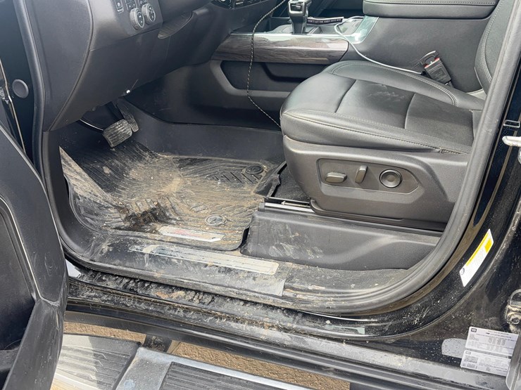 2024-chevrolet-silverado-1500-ltz-image-9