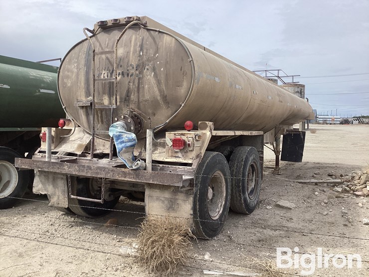 1965-fruehauf-trailer-image-5