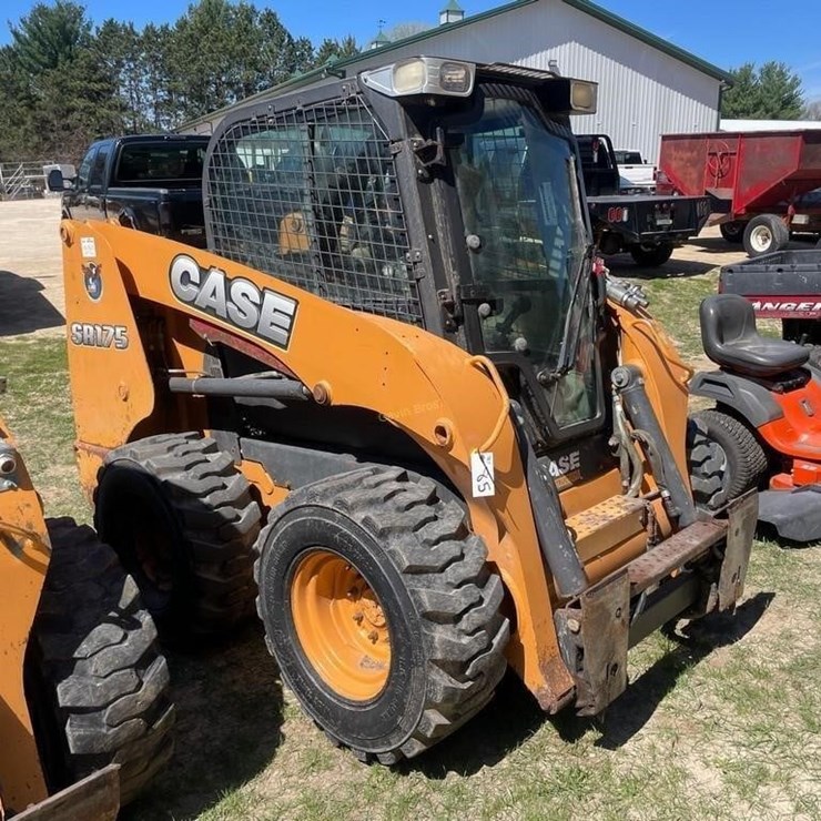 CASE SR175