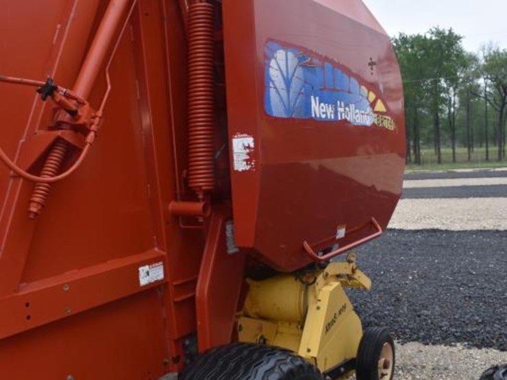 new-holland-br7090-image-10