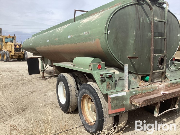 1968-fruehauf-trailer-image-7