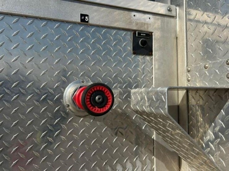 1996-ford-f700-image-43