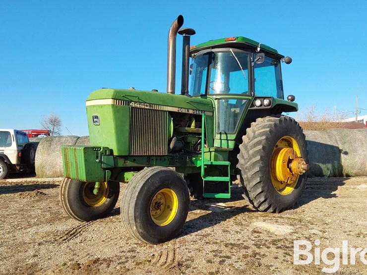 1981-john-deere-4440-image-1