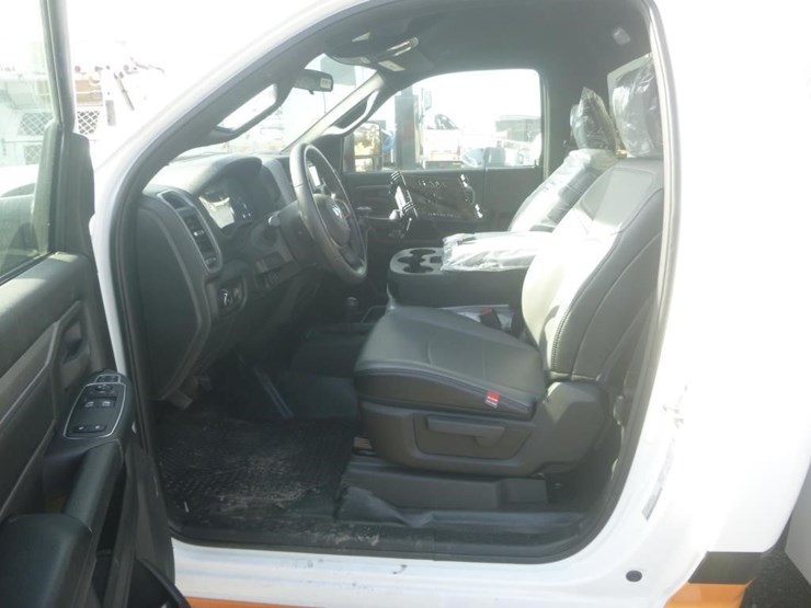 2024-dodge-2500-image-20