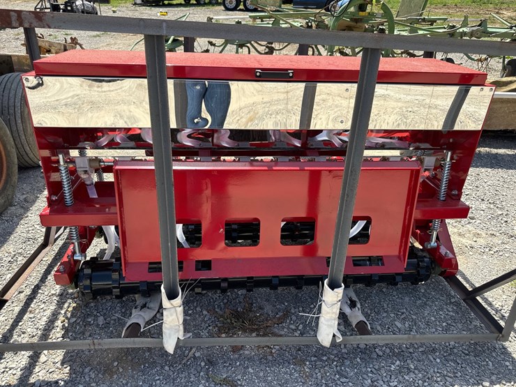 #1405-•-skid-steer-seeder-image-1