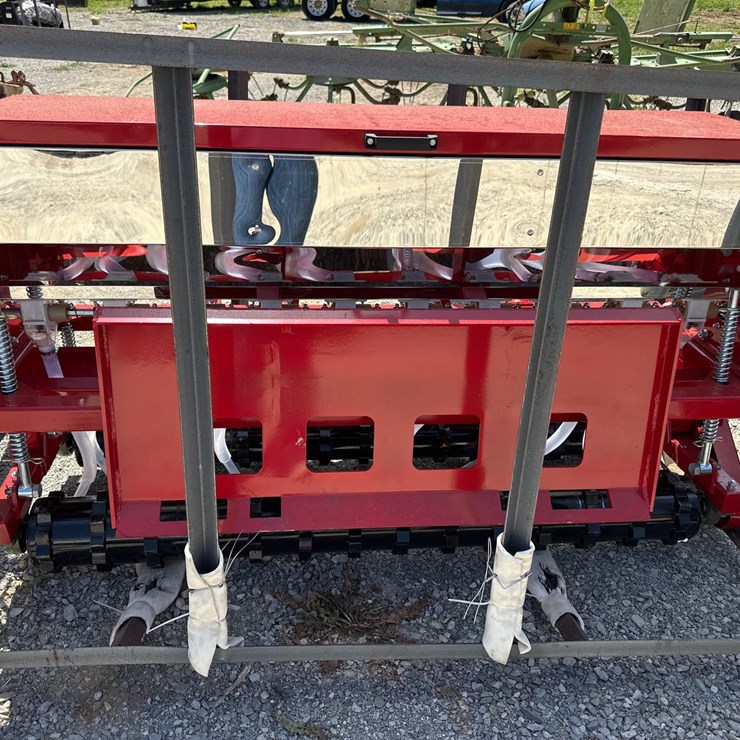 #1405 • Skid Steer Seeder