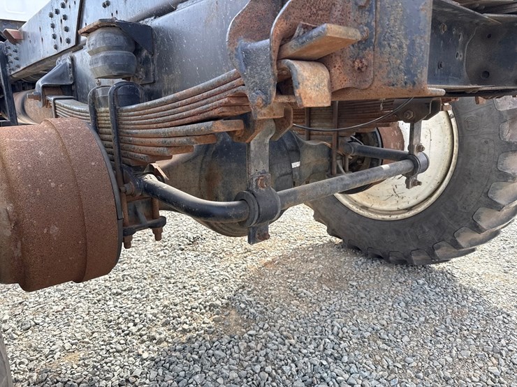 gmc-topkick-c8500-image-31