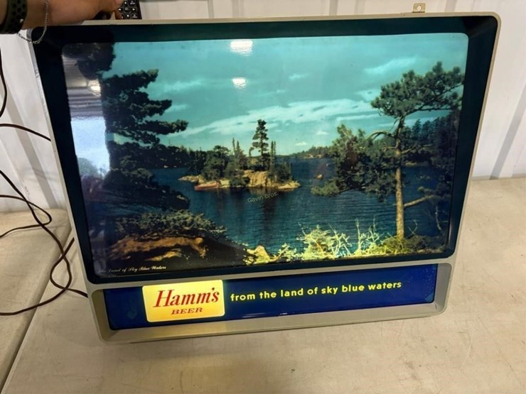 hamm's-beer-lighted-picture-image-1