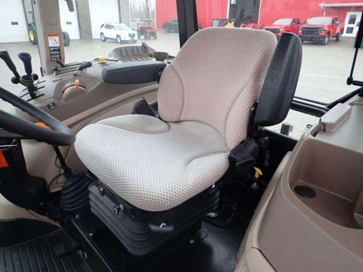 2016-john-deere-5085e-image-11