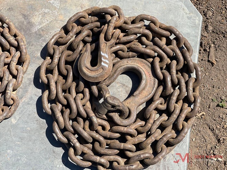 3/8"-chain-with-hooks-image-1
