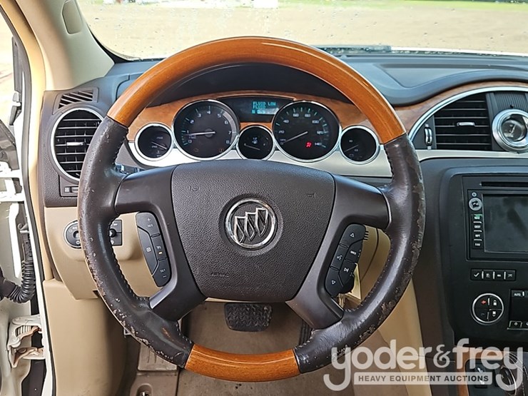 2008-buick-enclave-cxl-image-28