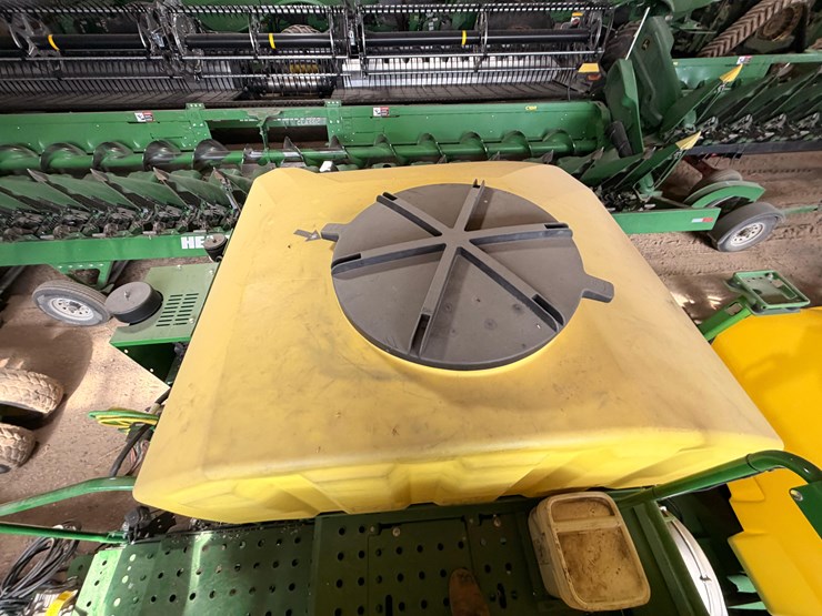 2024-john-deere-db66-image-33