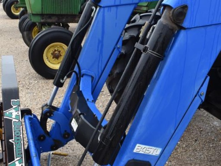 new-holland-845tl-image-25