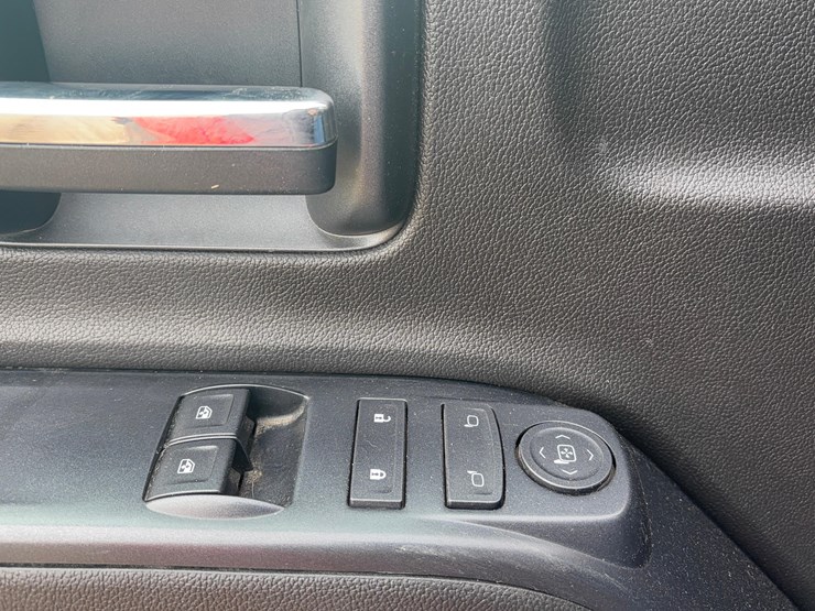 2016-gmc-sierra-1500-image-17