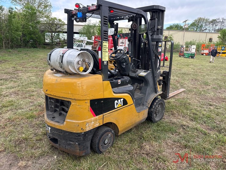 caterpillar-2c6000-image-2