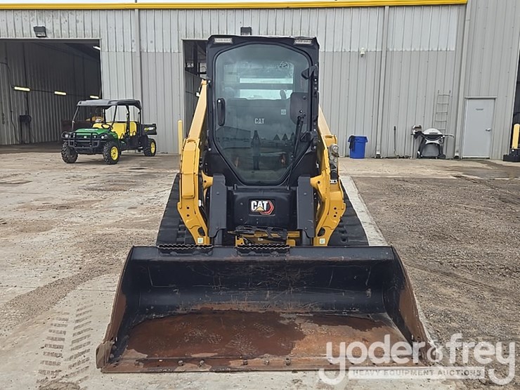 2024-caterpillar-255-image-8