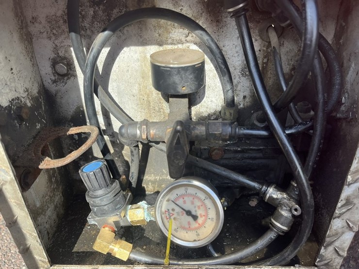 #1705-•-2002-abs-abs-live-bottom-trailer-image-31