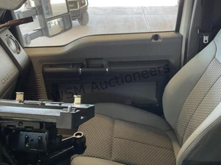 2015-ford-f350-image-22