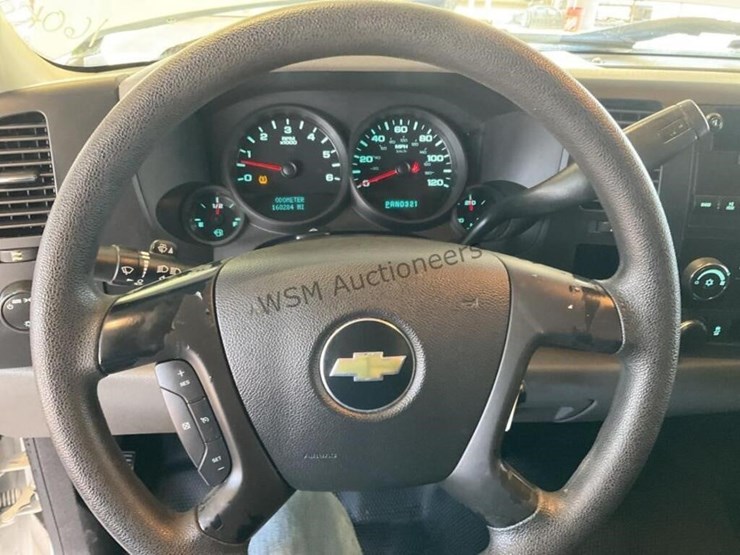 2012-chevrolet-silverado-1500-image-16