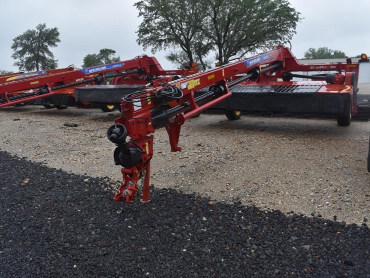 new-holland-313-image-1