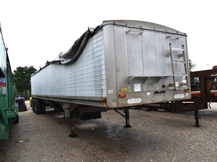 1996-wilson-grain-trailer-image-1