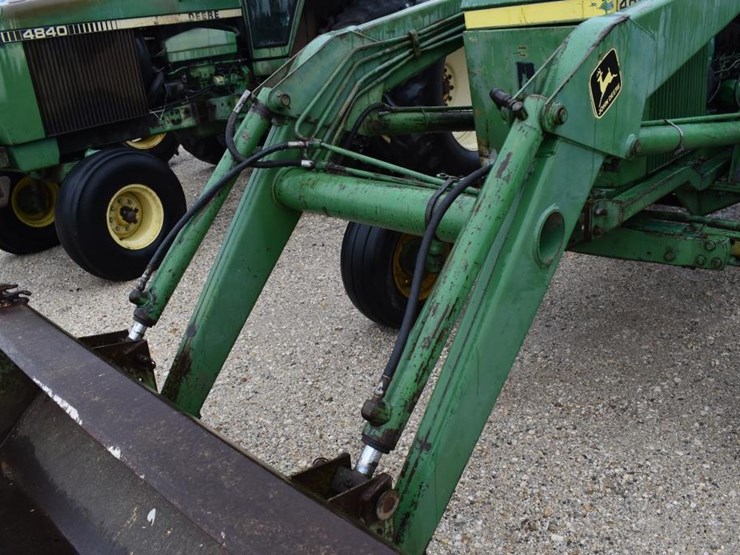 john-deere-4030-image-21