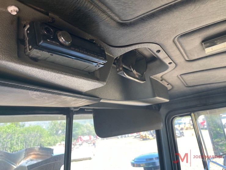 1996-mack-rd688s-image-26