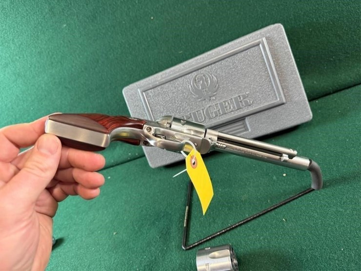 ruger-new-model-blackhawk-357-mag-revolver-image-7