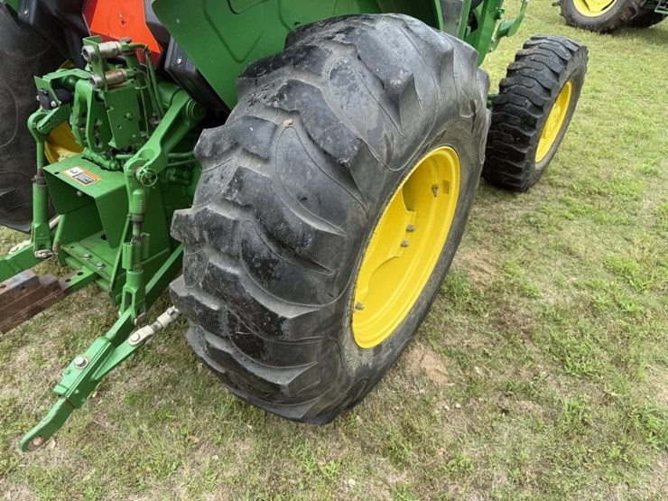 2020-john-deere-5075e-image-14