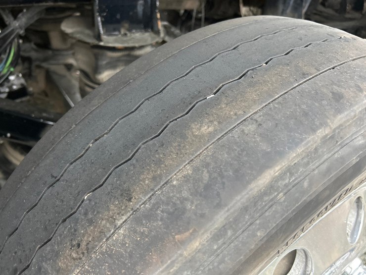 2019-kenworth-t880-image-92