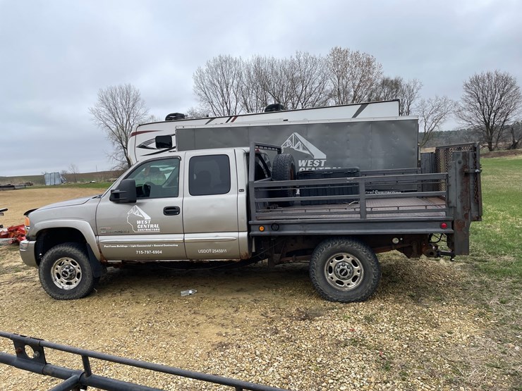 2003-gmc-sierra-2500-image-7