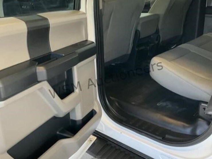 2015-ford-f150-image-27