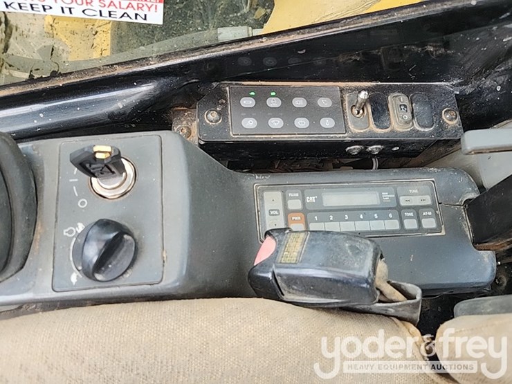 2009-caterpillar-321d-lcr-image-45