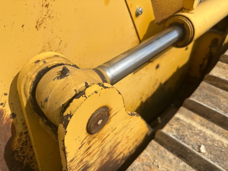 2006-deere-750j-lgp-image-19