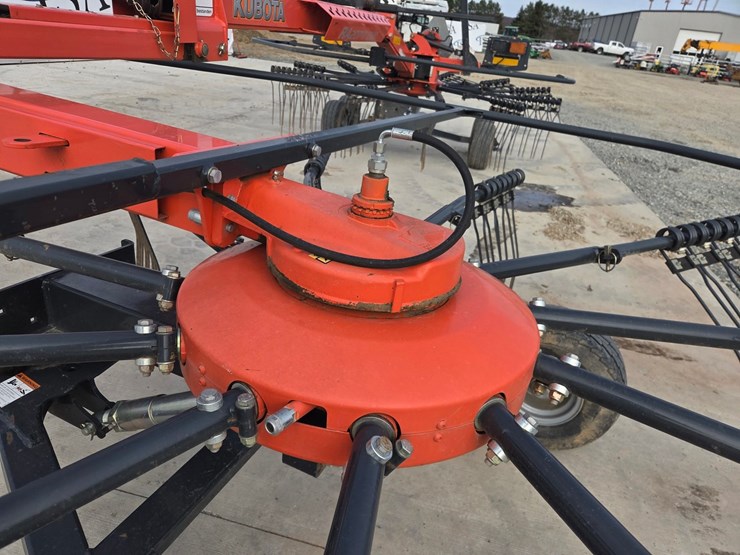 2015-kubota-ra2071t-evo-image-14