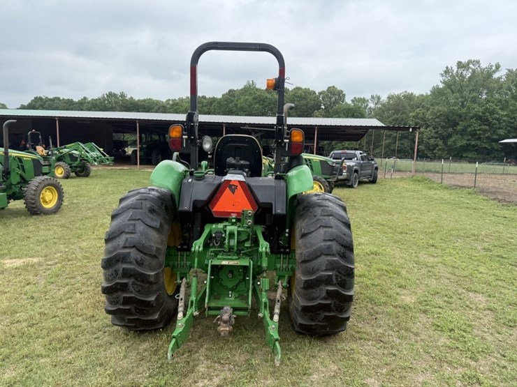 2020-john-deere-5075e-image-6