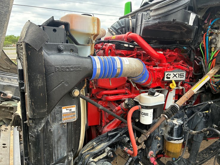 2019-kenworth-t880-image-9