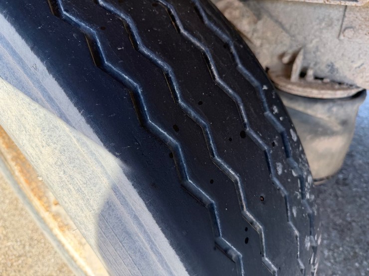 1995-mack-cl713-image-77