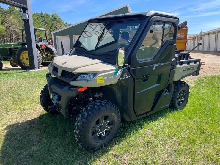 2023-cf-moto-uforce-1000-utv-image-1