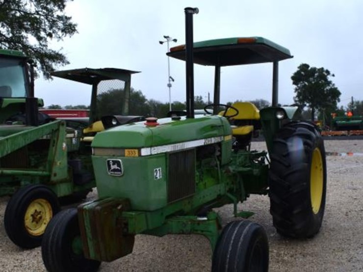 john-deere-2750-image-1