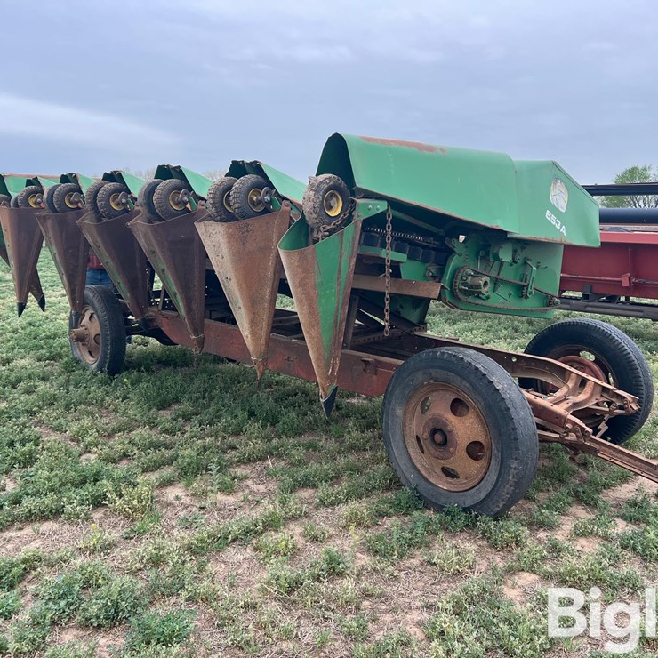 1985 JOHN DEERE 653A