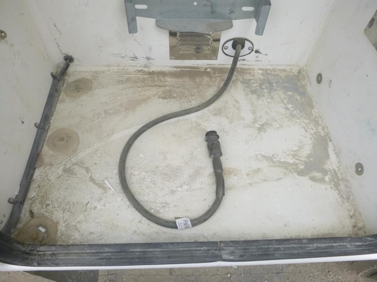 2022-ford-f450-image-13