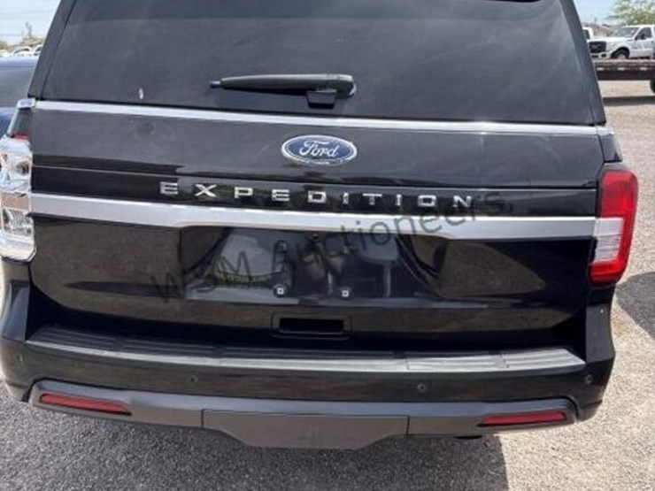 2022-ford-expedition-image-8