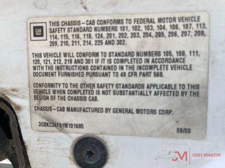 2001-chevrolet-3500-image-27