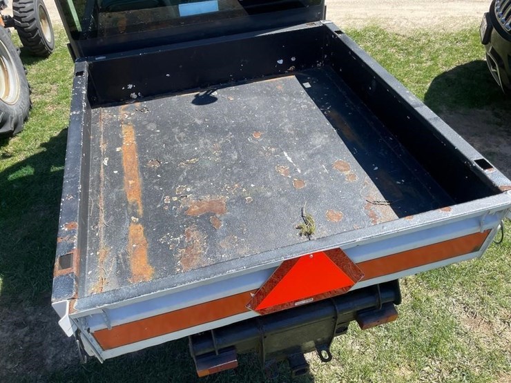 2014-bobcat-toolcat-5600-image-7