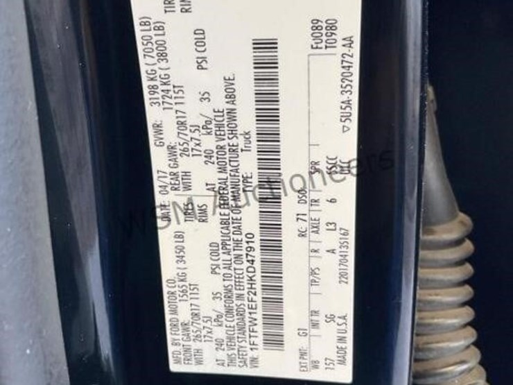 2017-ford-f150-image-17