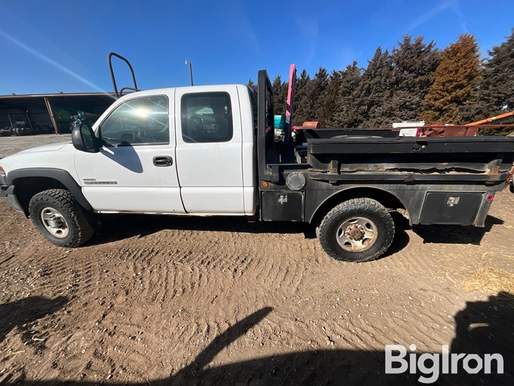 2002-gmc-sierra-2500-image-8