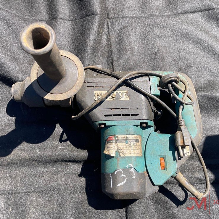 MAKITA ELECTRIC HAMMER DRILL