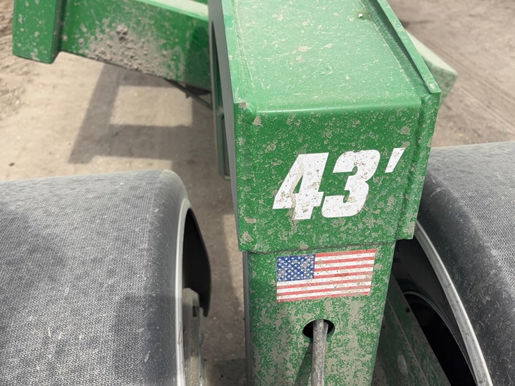 dose-head-hunter-header-trailer-image-6